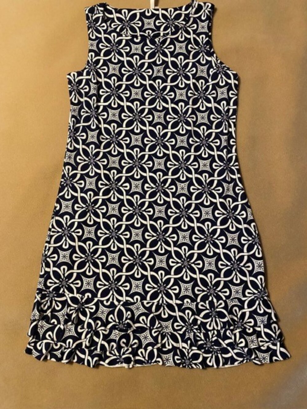 LULU B DRESS WITH RUFFLE BOTTOM